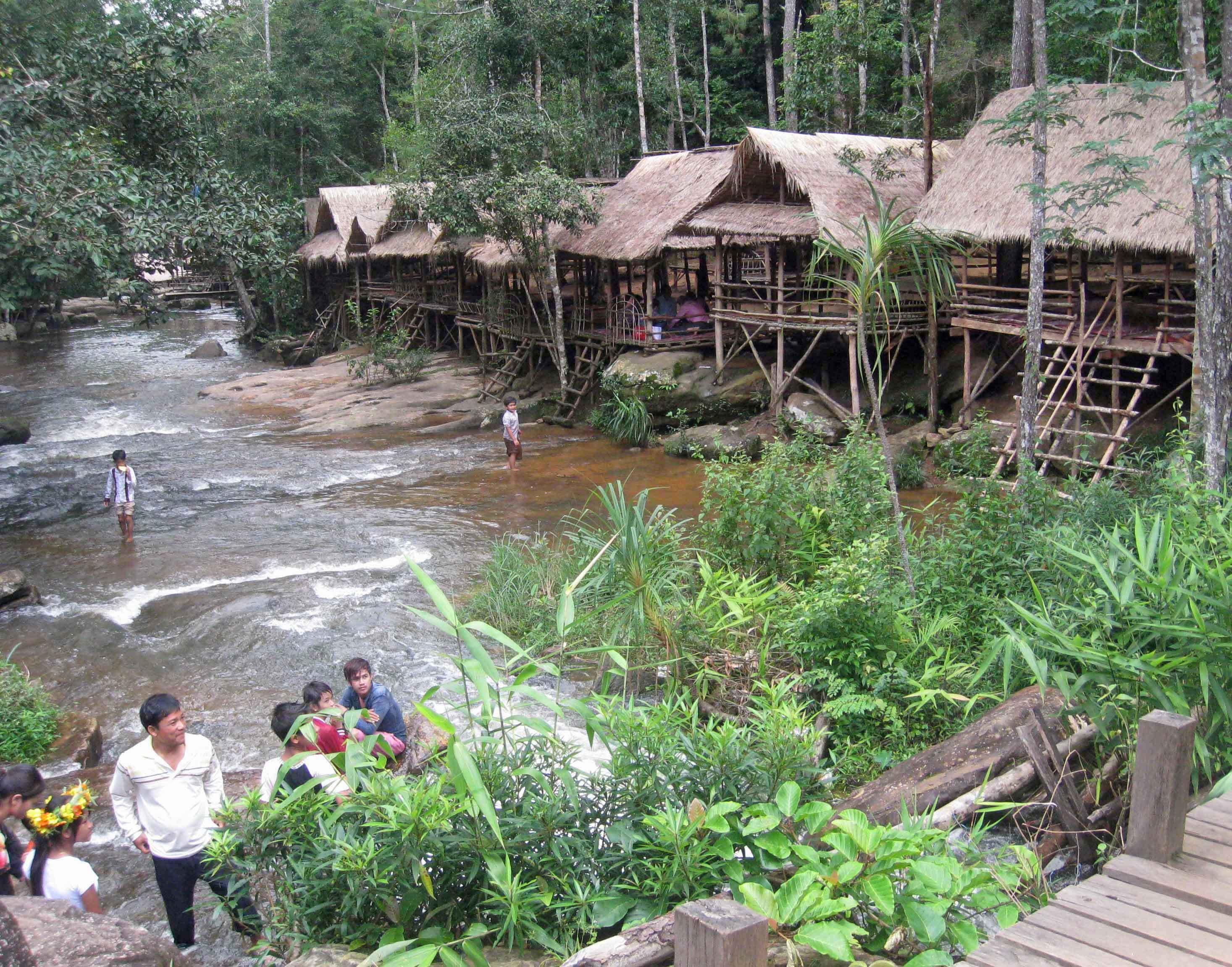 attraction-Kirirom National Park Waterfall 2.jpg